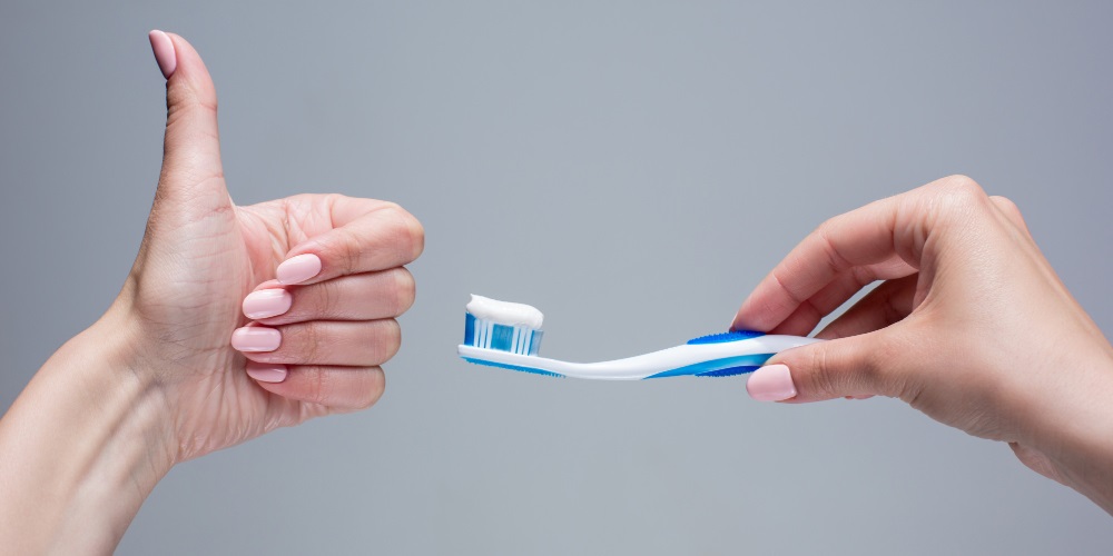 8 zubni pasta a ustni voda - Copy